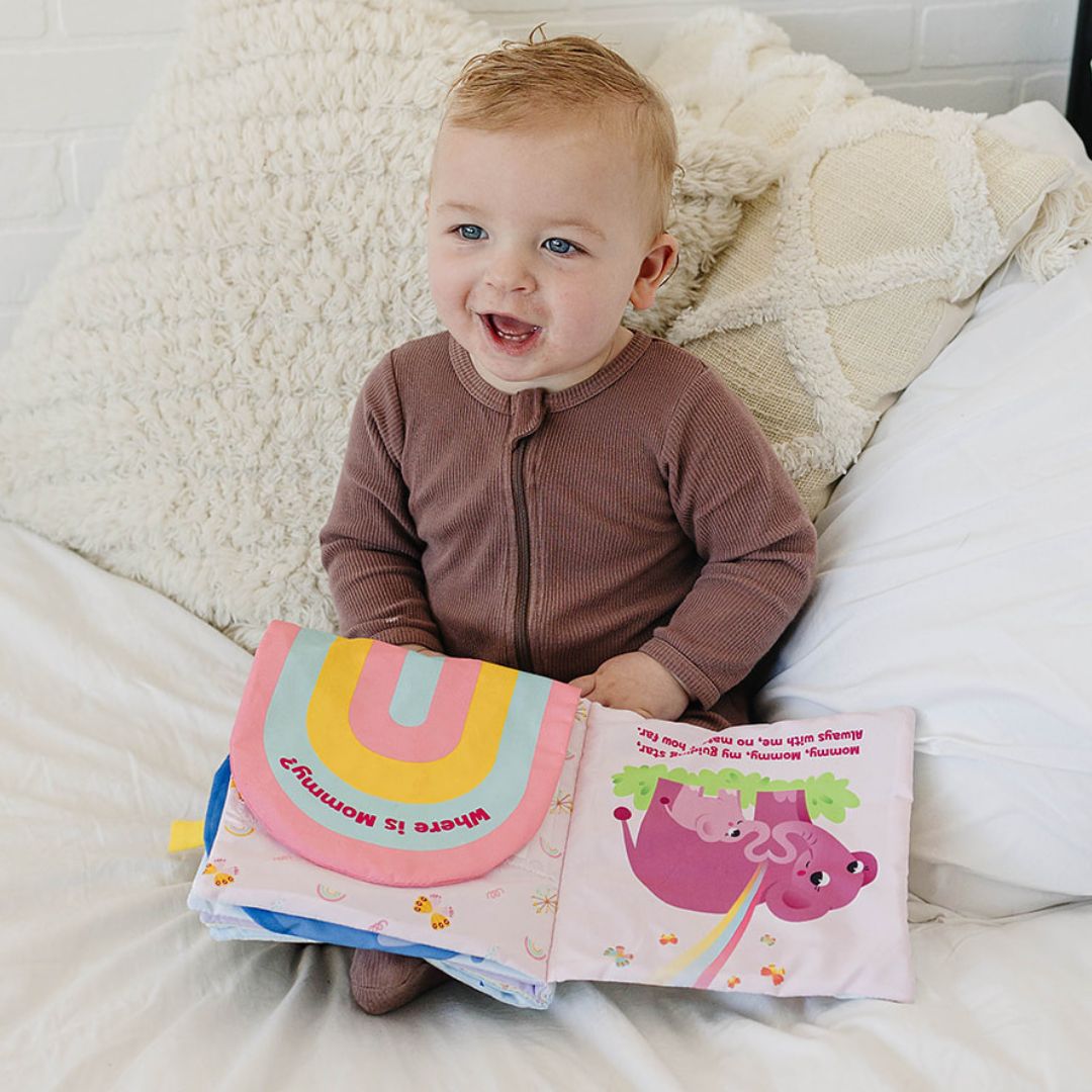 Interactive photo album books for babies and toddlers featuring lift-the-flap design